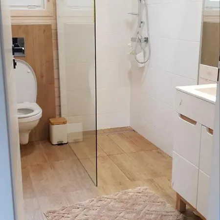 Nowe, Klimatyzowane Sloneczne 1 Minuta Od Morza *